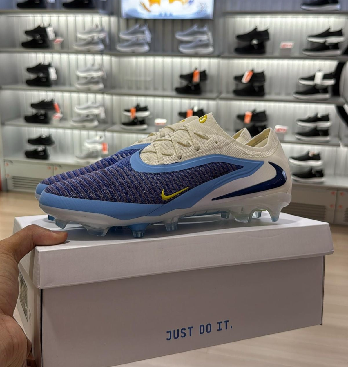 NIKE PHANTOM 6 "FEAR NOTHING"