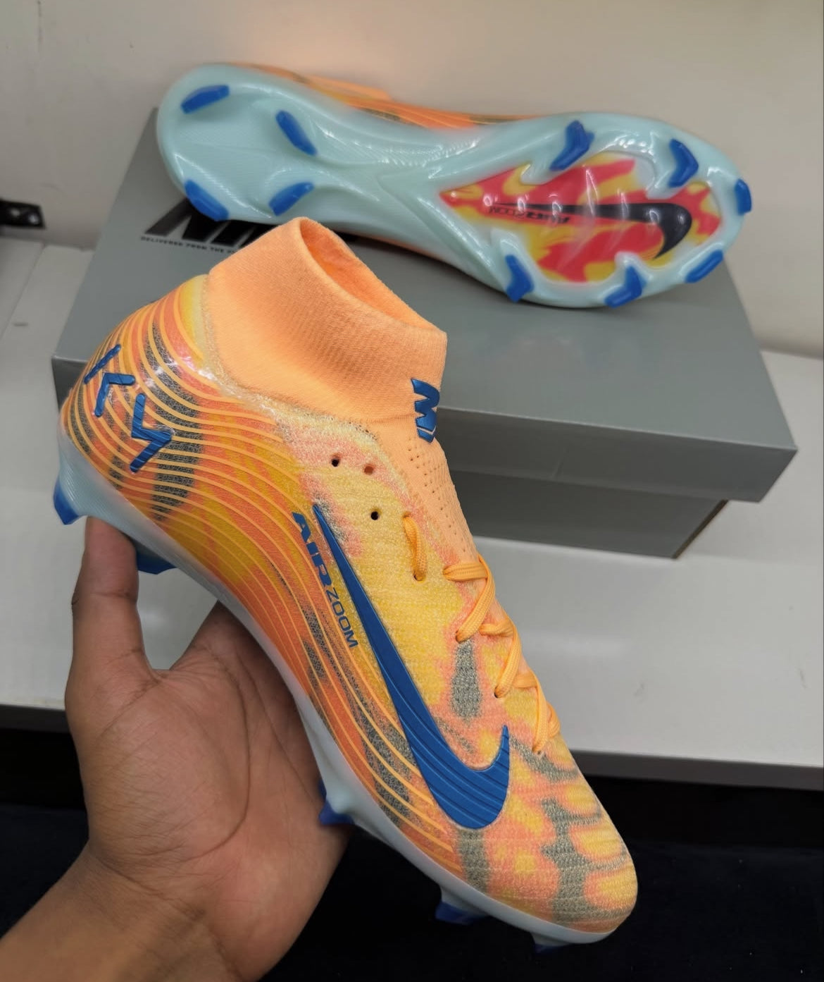 NIKE MERCURIAL SUPERFLY "MBAPPÉ SIGNATURE"